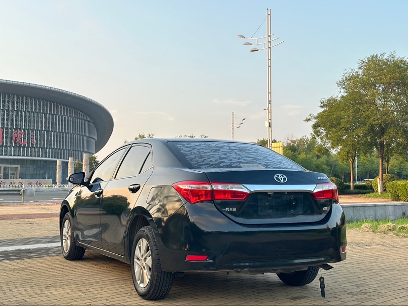 Toyota Corolla 2015 car image #6