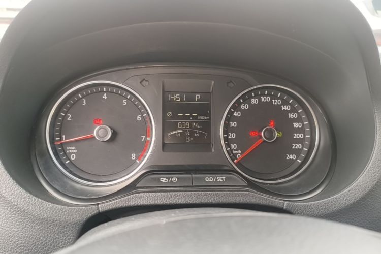 Volkswagen Polo 2016 #12 Volkswagen Polo 2016 car image #12