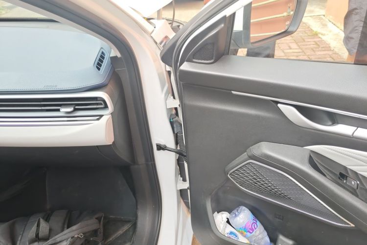 GEELY Emgrand 2022 #21 GEELY Emgrand 2022 car image #21