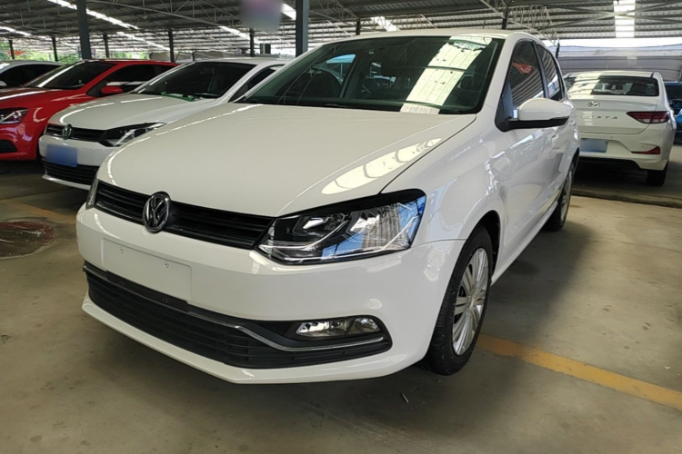 Volkswagen Polo 2018 car image #2