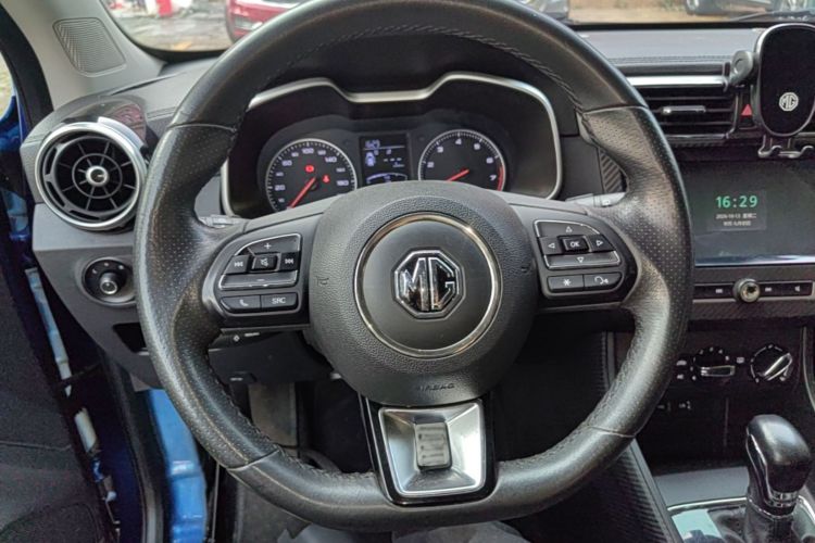 MG ZS 2017 immagine di auto #11