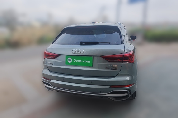 Audi Q3 2021 car image #4