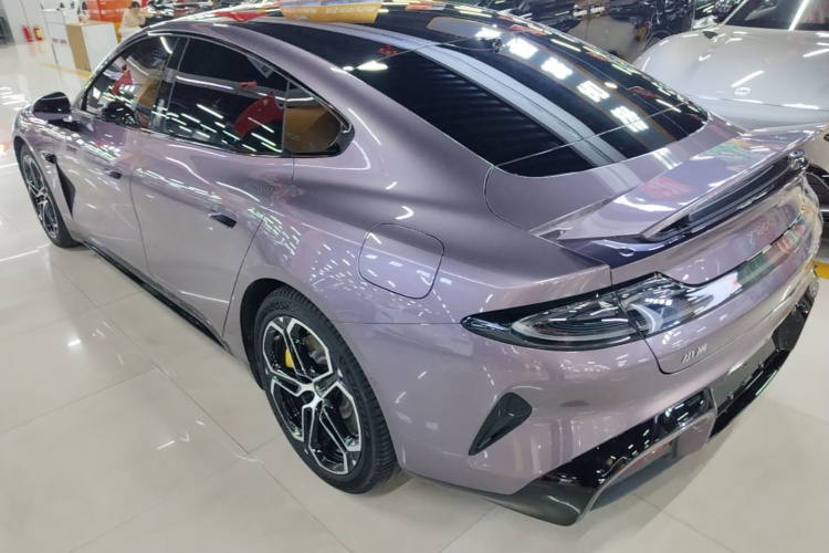 MI SU7 2024 car image #7