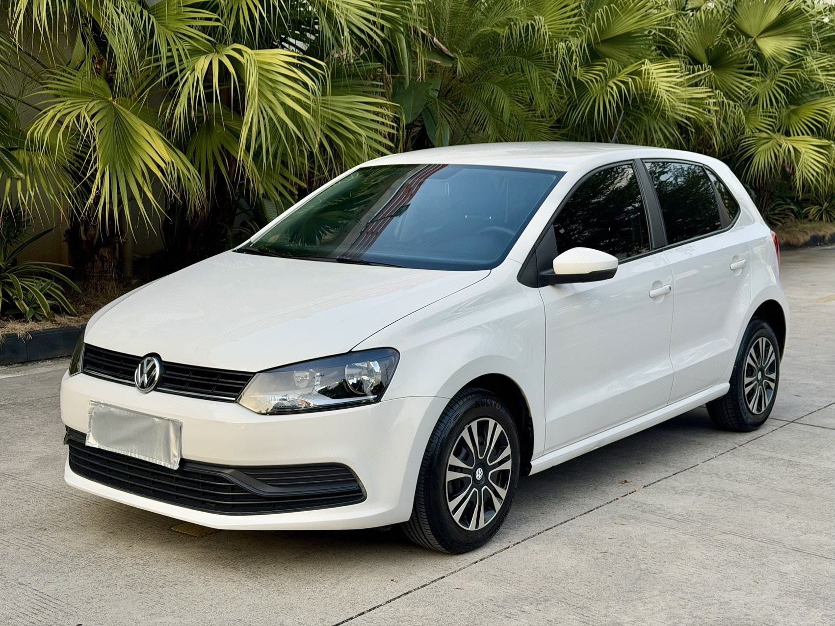 Volkswagen Polo 2017 Volkswagen Polo 2017 car image