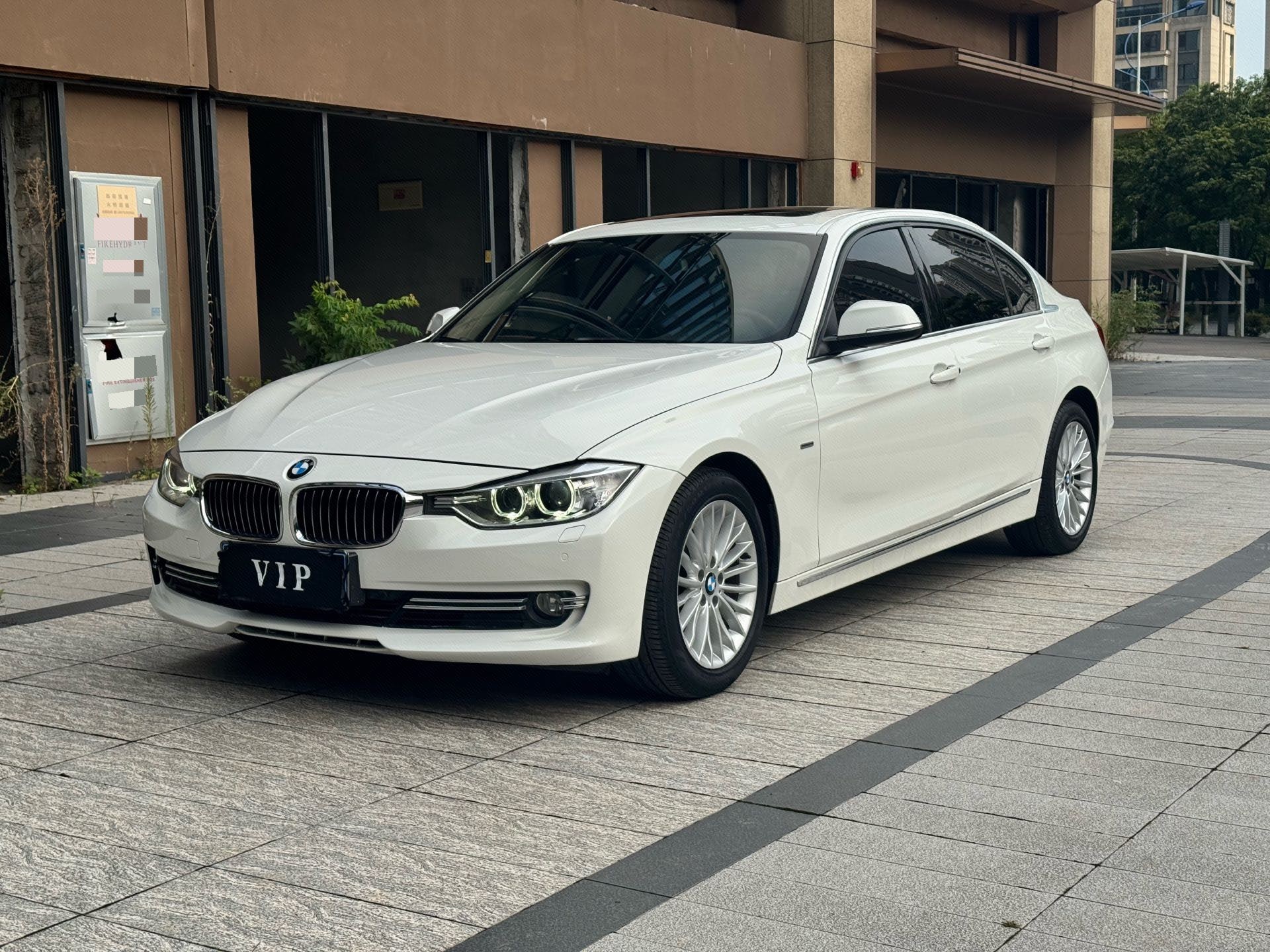 BMW 3 Series 2015 BMW 3 Series 2015 immagine di auto