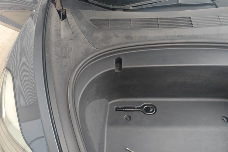 Tesla Model 3 2020 imagem de carro #23
