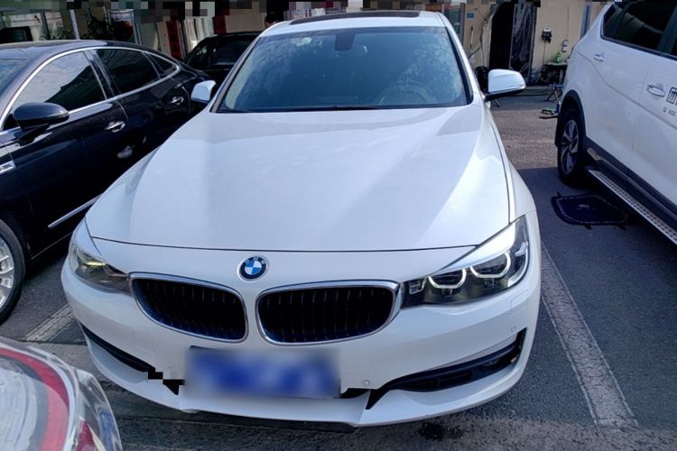 BMW 3 Series GT 2017 car image #3