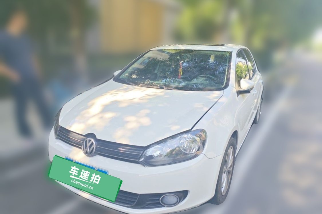 Volkswagen Golf 2014 car image 
