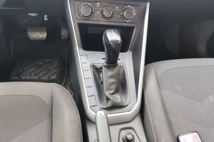 Volkswagen Polo 2023 car image #14