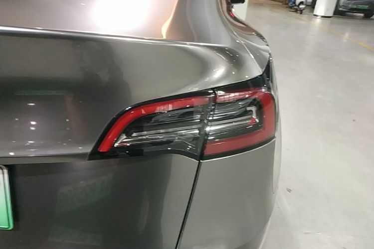 Tesla Model Y 2021 #8 Tesla Model Y 2021 car image #8