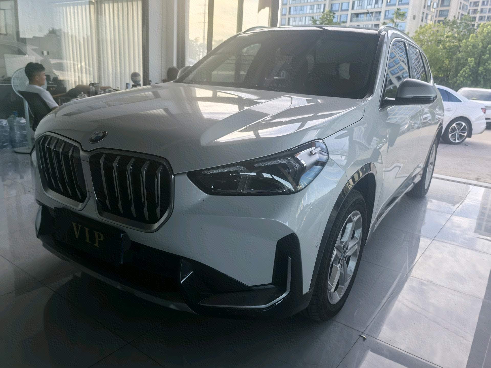 BMW X1 2023 BMW X1 2023 car image