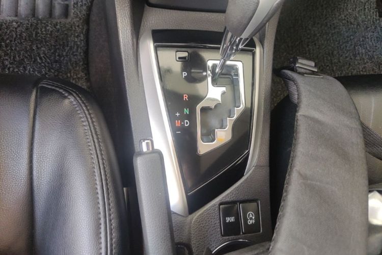 Toyota Corolla 2019 car image #18