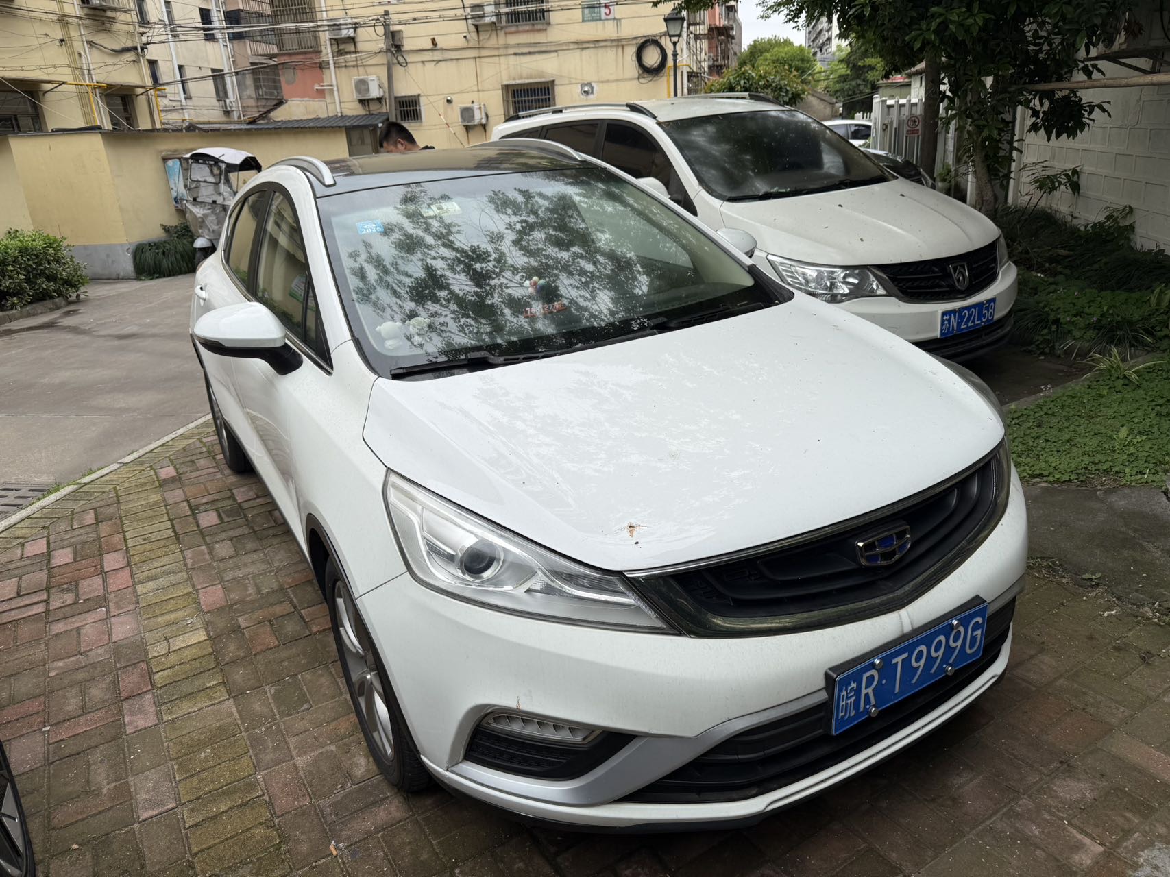 GEELY Emgrand GS 2017 immagine di auto #2