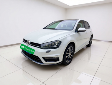 Volkswagen Golf 2018 car image 
