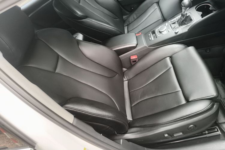 Audi A3 2018 car image #24