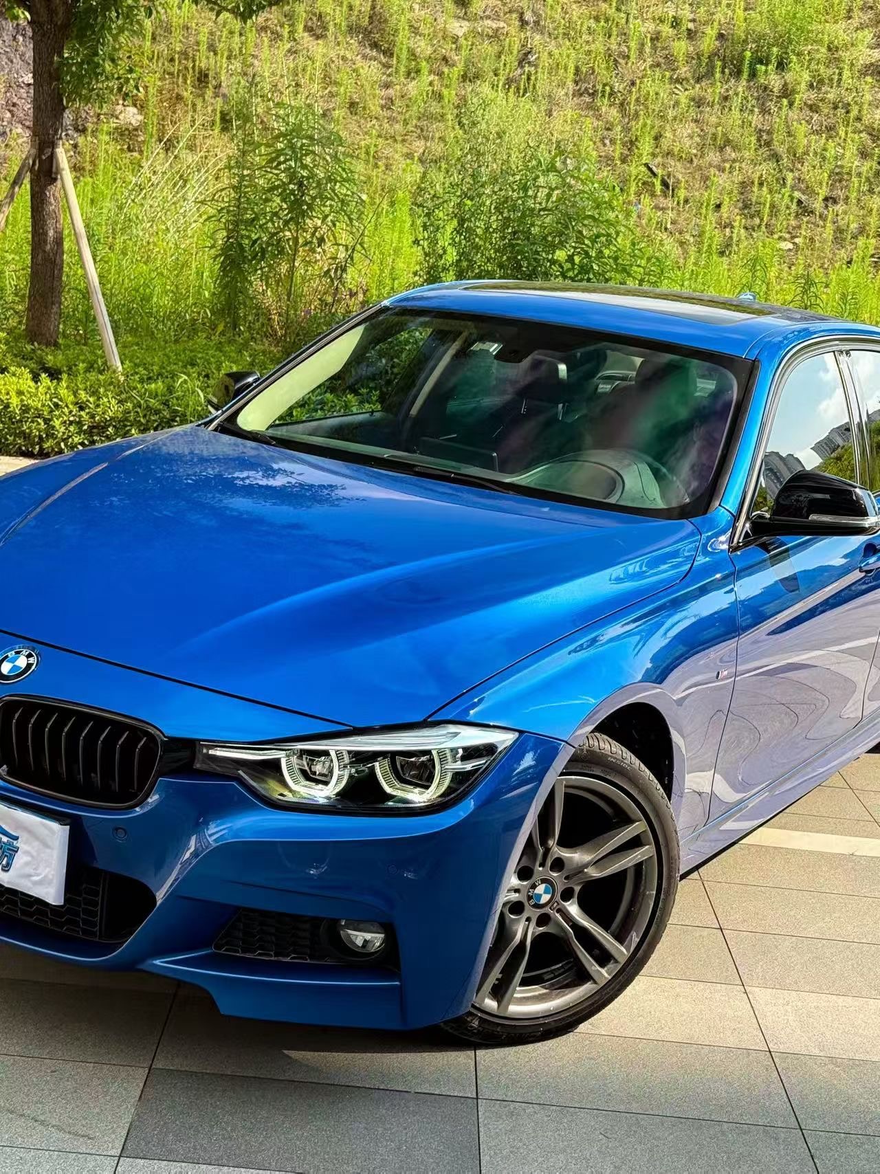 BMW 3 Series 2019 #2 BMW 3 Series 2019 car image #2