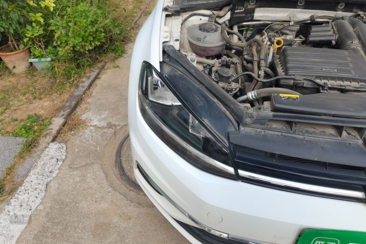Volkswagen Golf 2020 #8 Volkswagen Golf 2020 car image #8