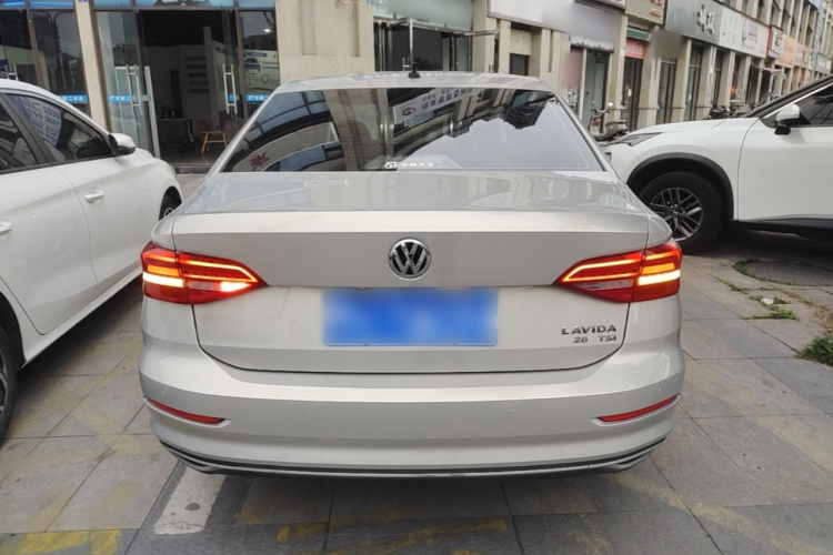 Volkswagen Lavida 2020 #6 Volkswagen Lavida 2020 car image #6