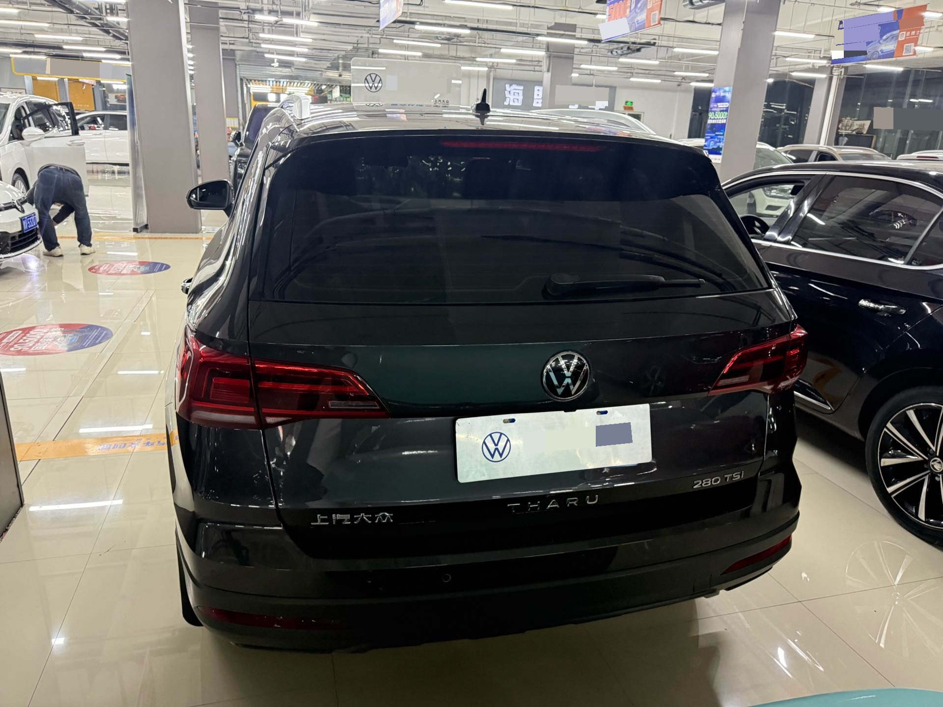 2022 car image #5