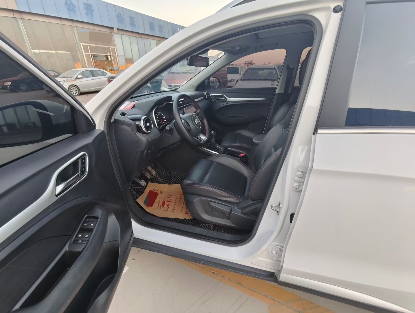 MG ZS 2021 immagine di auto #4