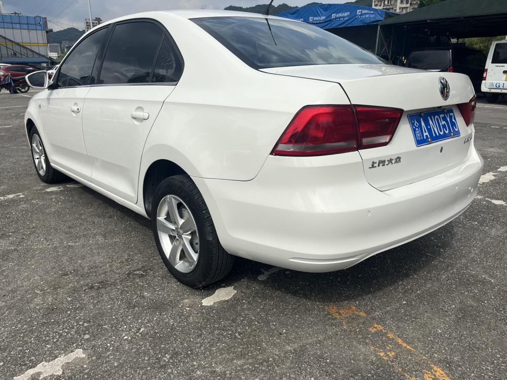 Volkswagen Santana 2016 car image #5