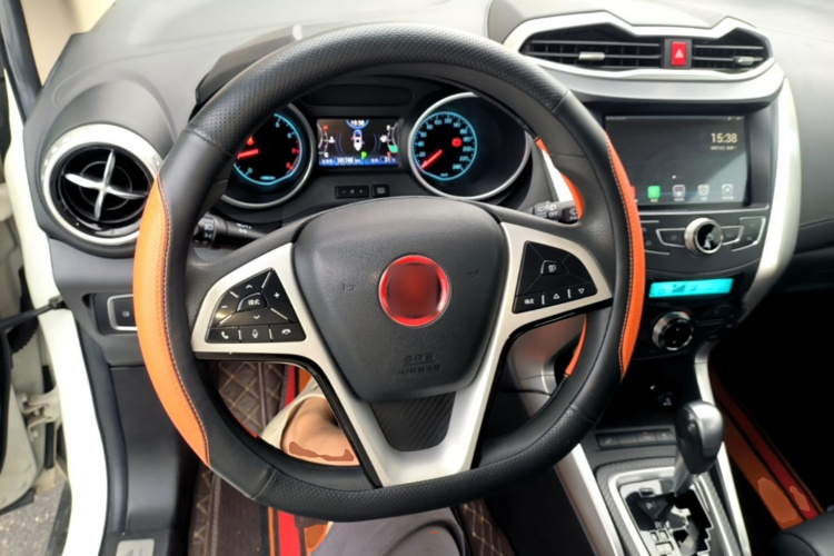 BYD Yuan 2018 car image #11