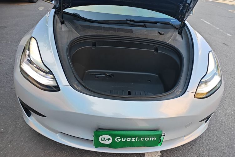 Tesla Model 3 2020 car image #20