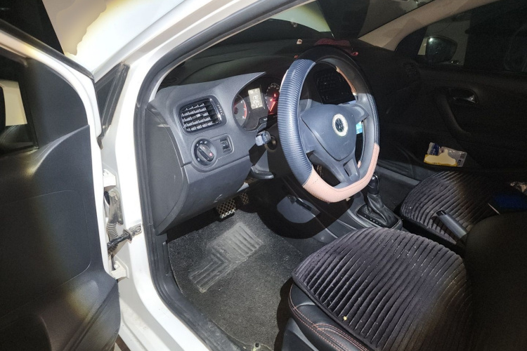 Volkswagen Polo 2018 #9 Volkswagen Polo 2018 car image #9