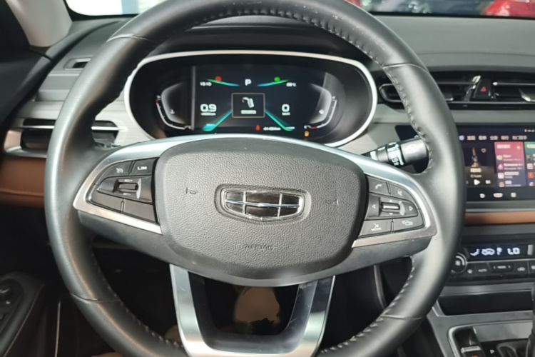 GEELY Emgrand 2021 car image #11