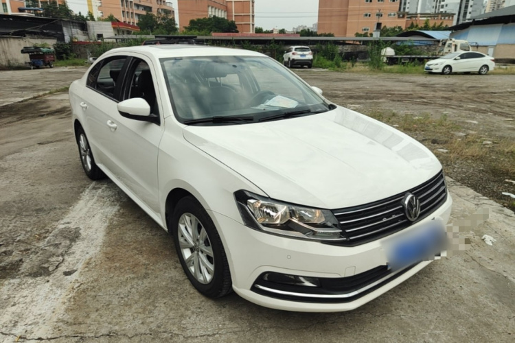 Volkswagen Lavida 2018 car image #4