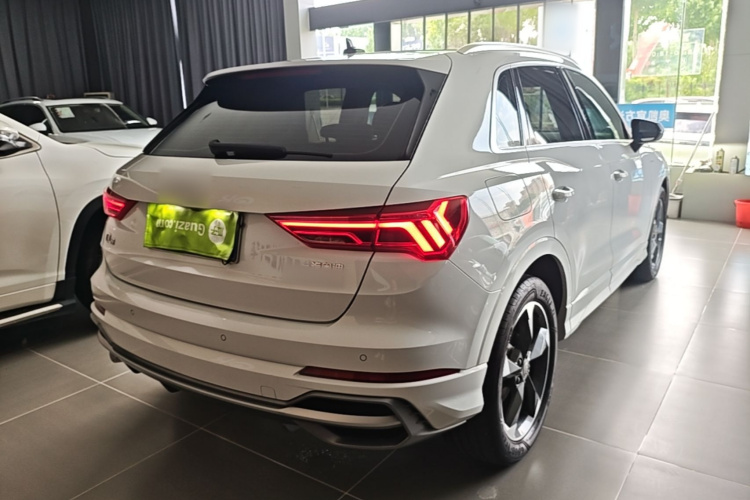 Audi Q3 2019 #7 Audi Q3 2019 car image #7