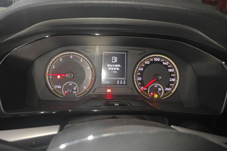 Volkswagen Lavida 2018 car image #12