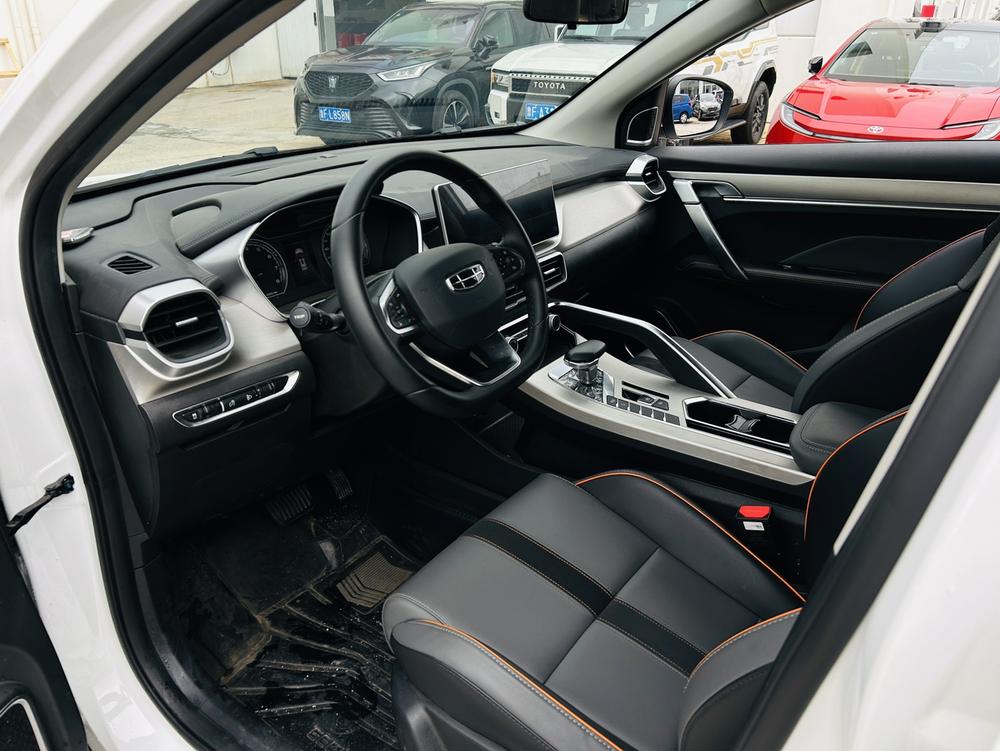 GEELY Coolray 2024 car image #8