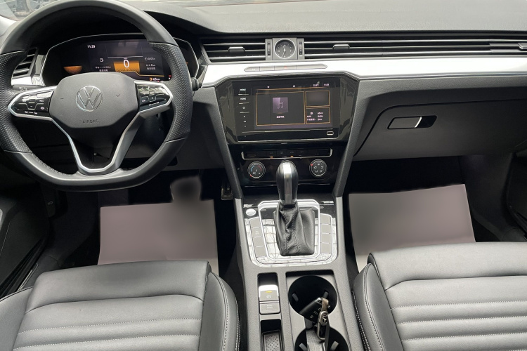 Volkswagen Magotan 2024 immagine di auto #13