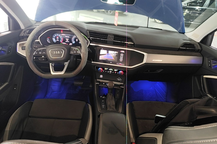 Audi Q3 2020 #10 Audi Q3 2020 car image #10