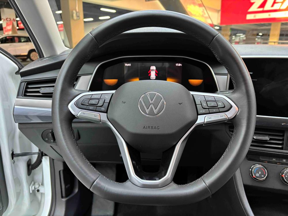 Volkswagen Bora 2024 car image #28