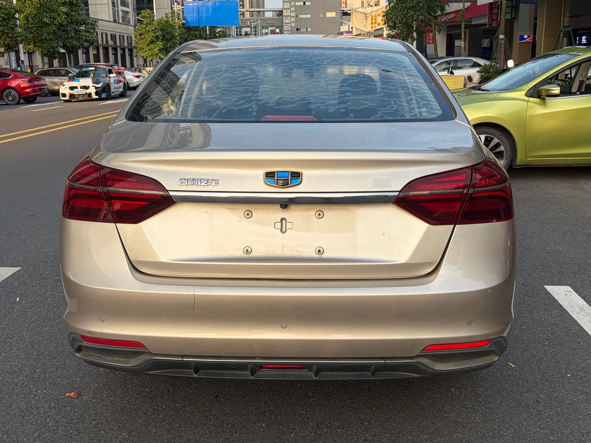 GEELY Emgrand 2019 #5 GEELY Emgrand 2019 car image #5