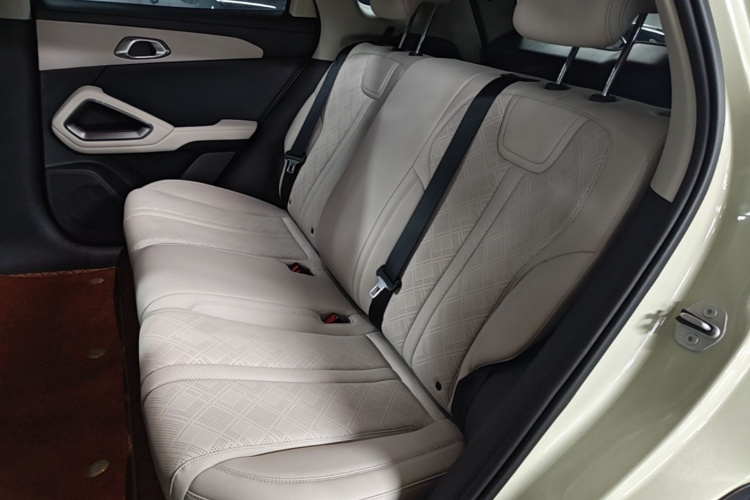 BYD YuanUP 2024 #17 BYD YuanUP 2024 изображение автомобиля #17
