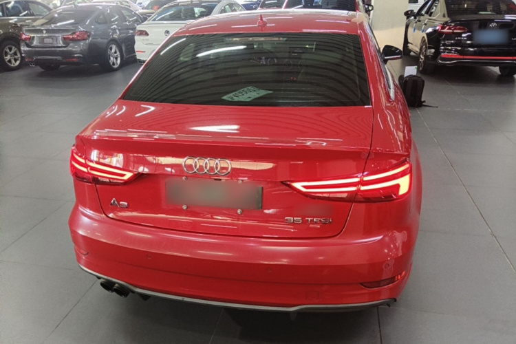 Audi A3 2018 car image #4