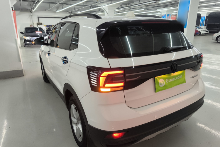 Volkswagen T-Cross 2020 immagine di auto #5