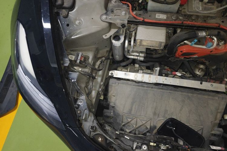 Tesla Model 3 2022 car image #24
