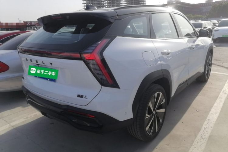 GEELY Boyue L 2026 immagine di auto #5