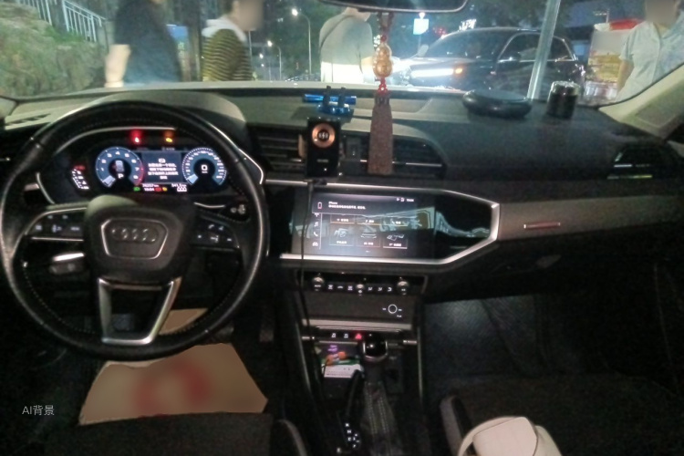 Audi Q3 2021 imagem de carro #11