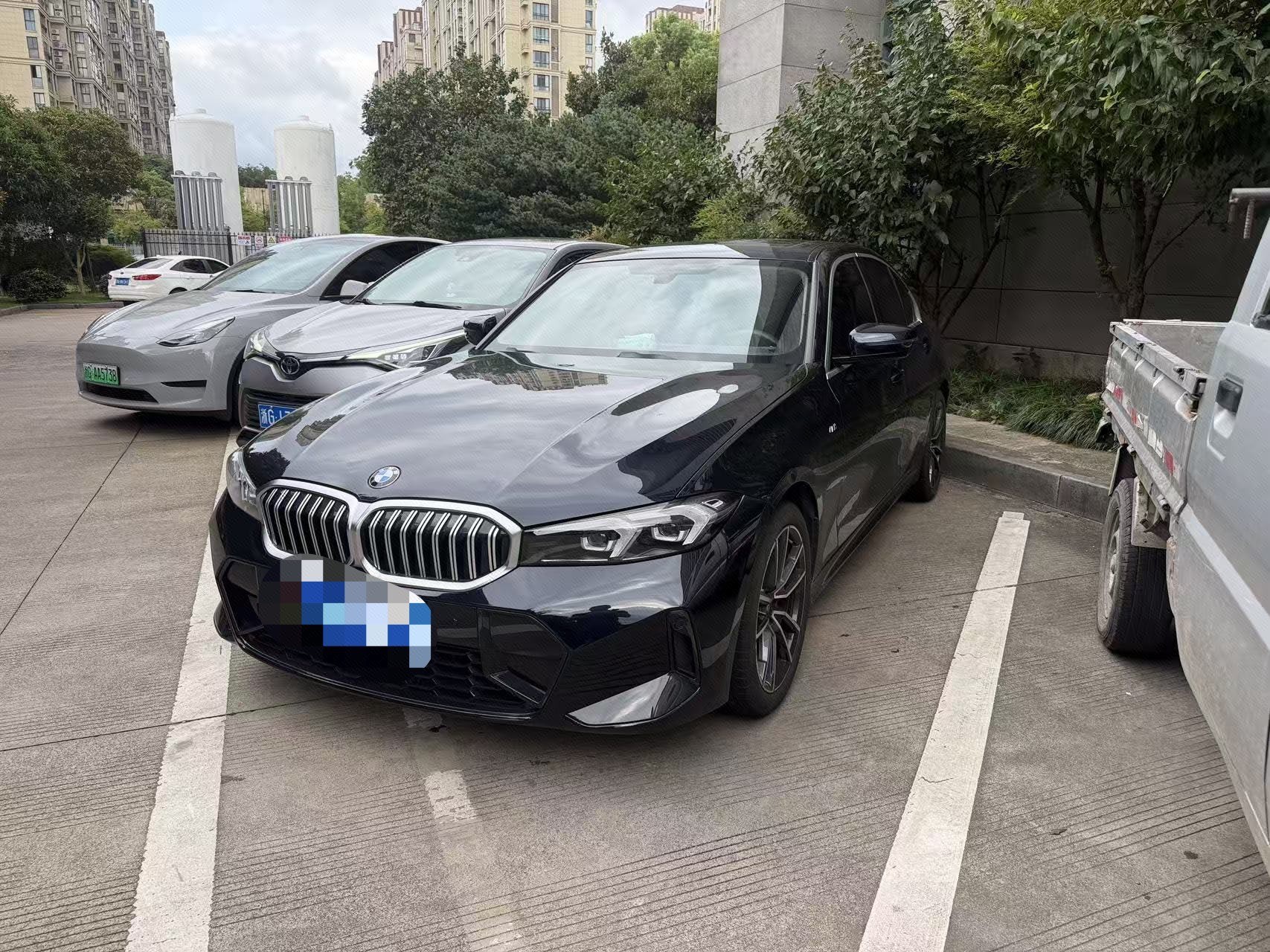 BMW 3 Series 2023 BMW 3 Series 2023 car image