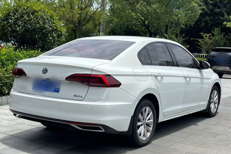 Volkswagen Bora 2019 car image #7