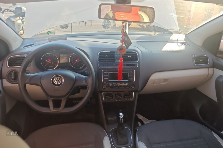 Volkswagen Polo 2015 #11 Volkswagen Polo 2015 car image #11