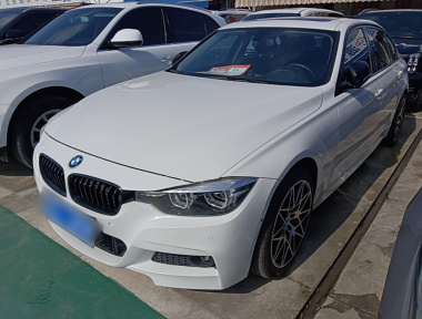 BMW 3 Series 2018 car image 