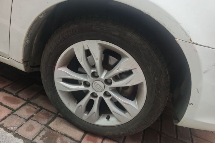 GEELY Emgrand 2015 immagine di auto #9