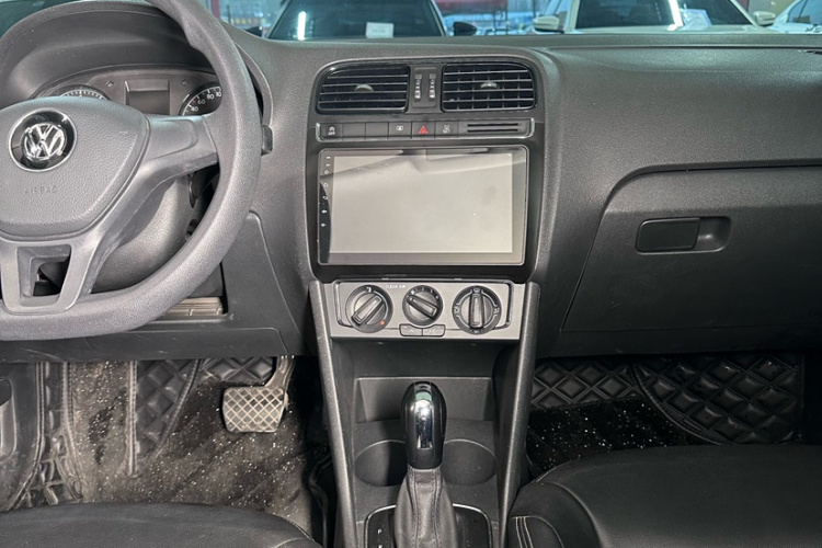 Volkswagen Polo 2018 #28 Volkswagen Polo 2018 car image #28