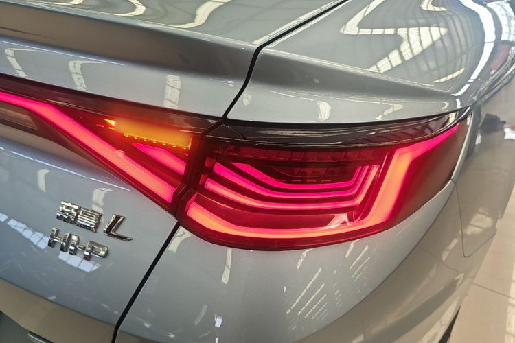 GEELY Emgrand L HiP 2023 car image #8